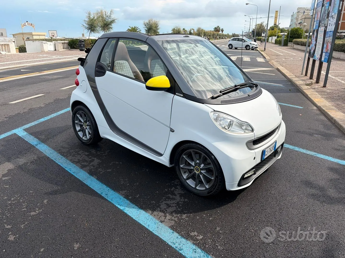 Smart Fortwo 2022 photo 3