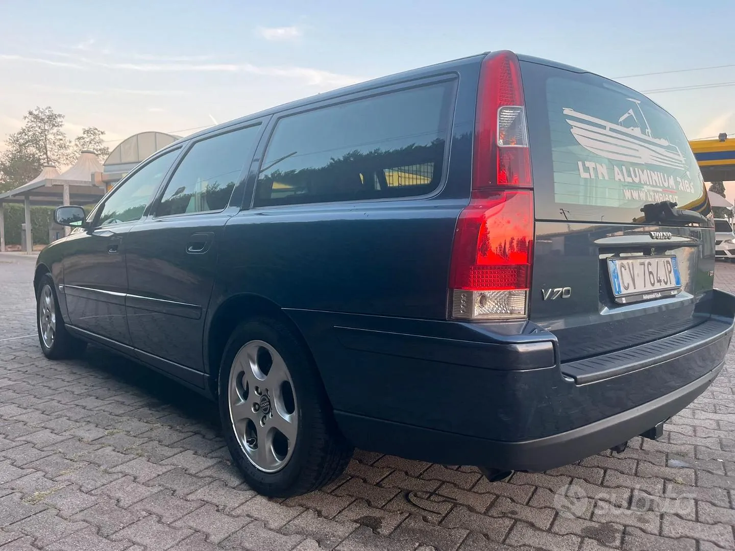 Volvo V70 2005 photo 4