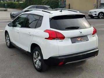 Peugeot 2008 2015 photo 3