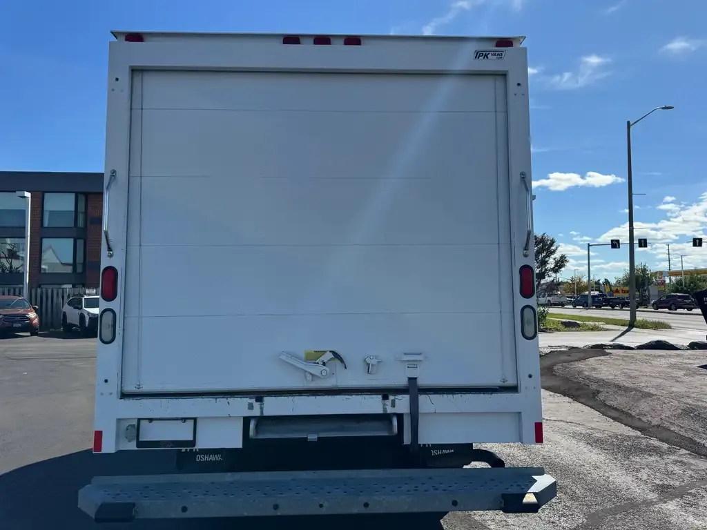 Chevrolet Express 2012 photo 4