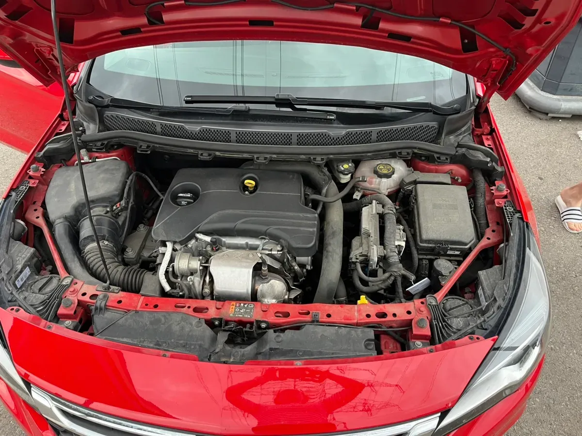 Opel Astra 2017 photo 3
