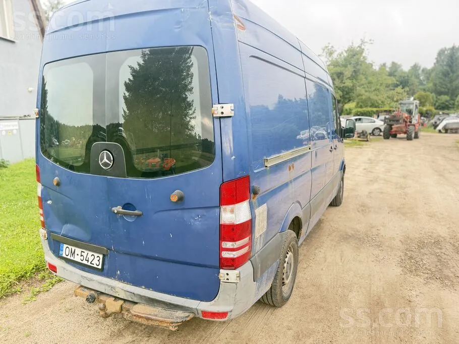 Mercedes-Benz Sprinter 2011 photo 5