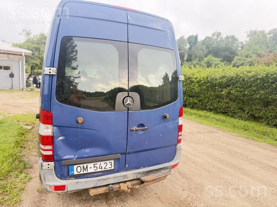 Mercedes-Benz Sprinter 2011 photo 4