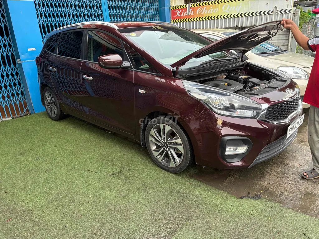 Kia Rondo 2018 photo 2
