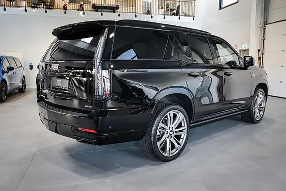 Cadillac Escalade 2026 photo 2