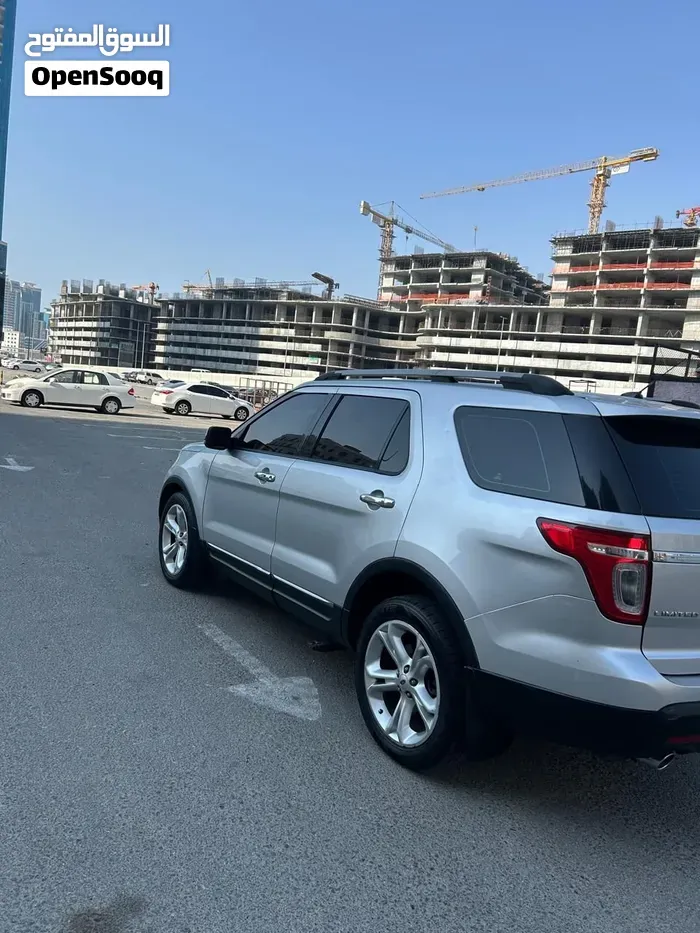 Ford Explorer 2012 photo 3