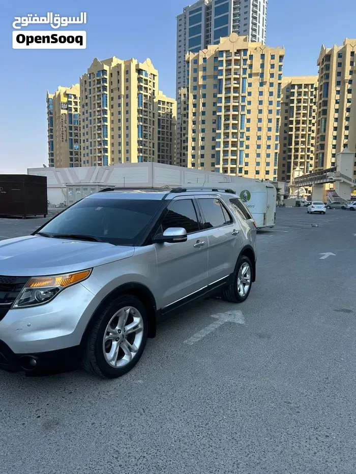 Ford Explorer 2012 photo 4