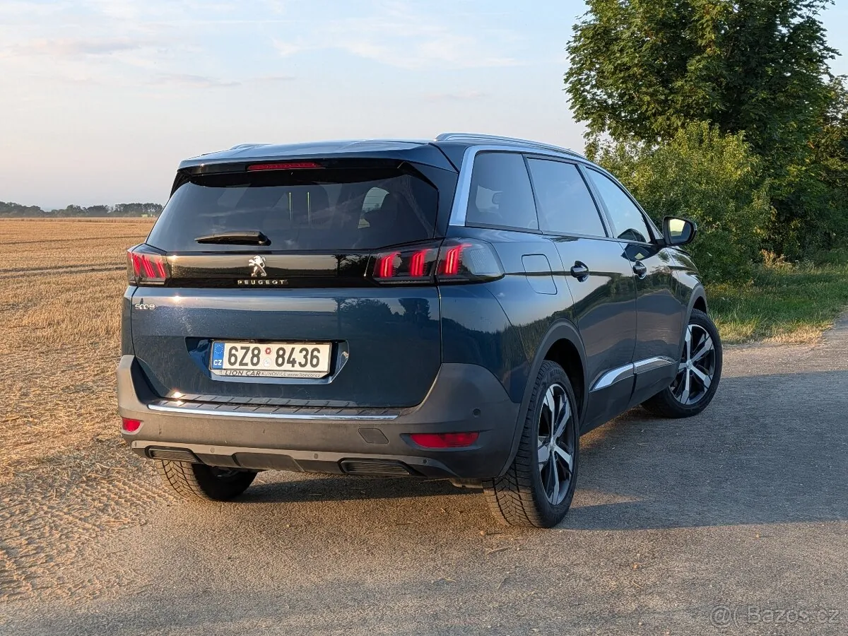 Peugeot 5008 2020 photo 2