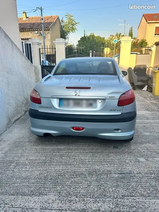 Peugeot 206 2001 photo 2