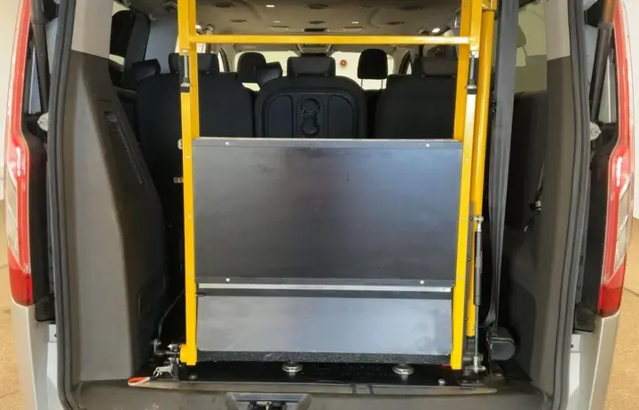 Ford Tourneo Custom 2023 photo 5