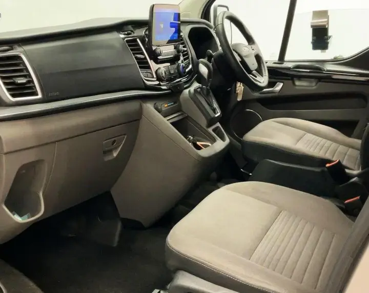 Ford Tourneo Custom 2023 photo 4