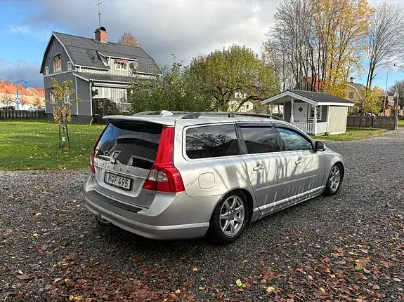 Volvo V70 2013 photo 4