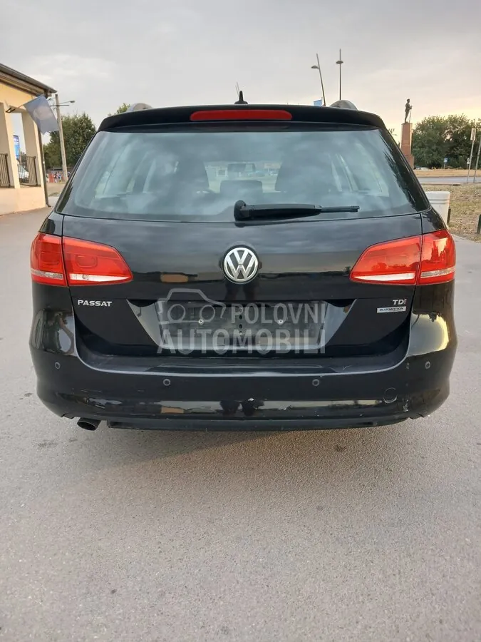 Volkswagen Passat 2011 photo 5
