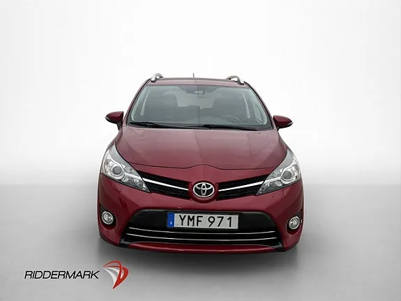 Toyota Verso 2016 photo 2