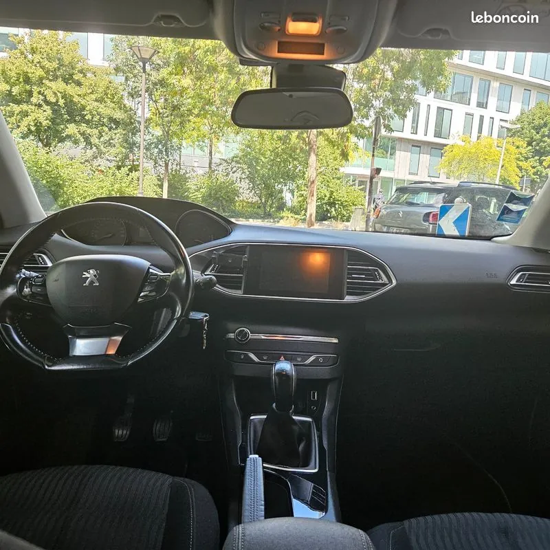 Peugeot 308 2016 photo 3