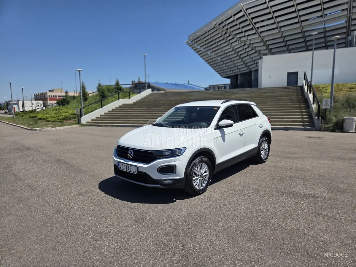Volkswagen T-Roc 2020 photo 2