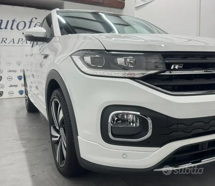 Volkswagen T-Cross 2019 photo 4