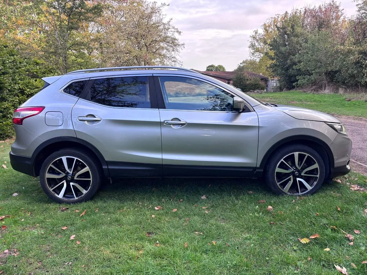 Nissan Qashqai 2015 photo 5
