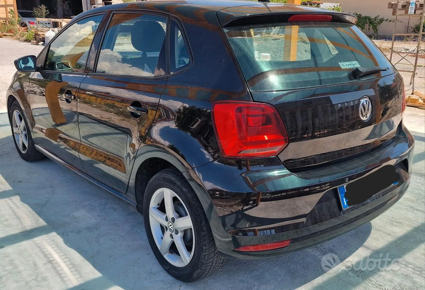 Volkswagen Polo 2014 photo 2