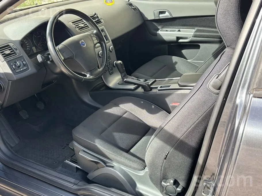 Volvo C30 2012 photo 4