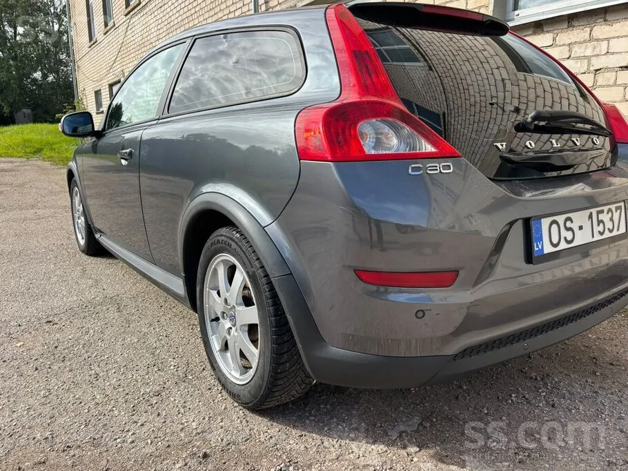 Volvo C30 2012 photo 3