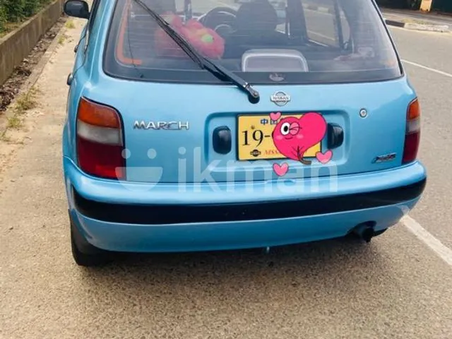 Nissan March 1994 photo 2