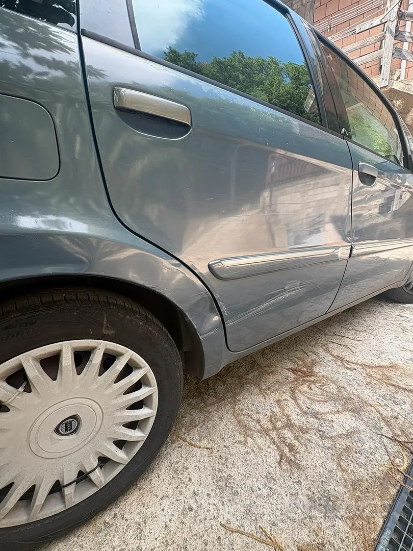 Lancia Musa 2006 photo 3