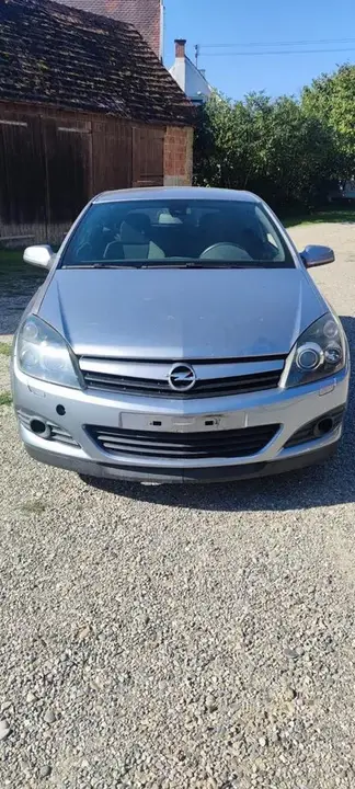 Opel Astra H Gtc