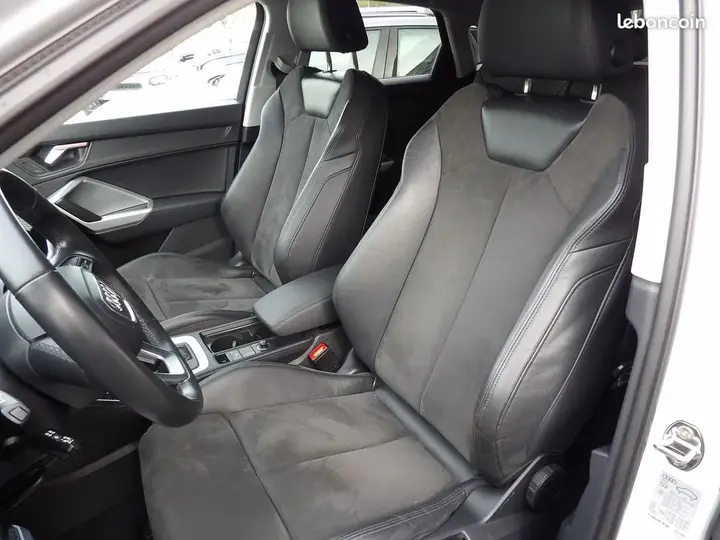 Audi Q3 2022 photo 3