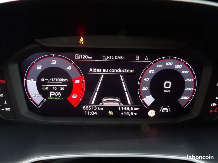 Audi Q3 2022 photo 4