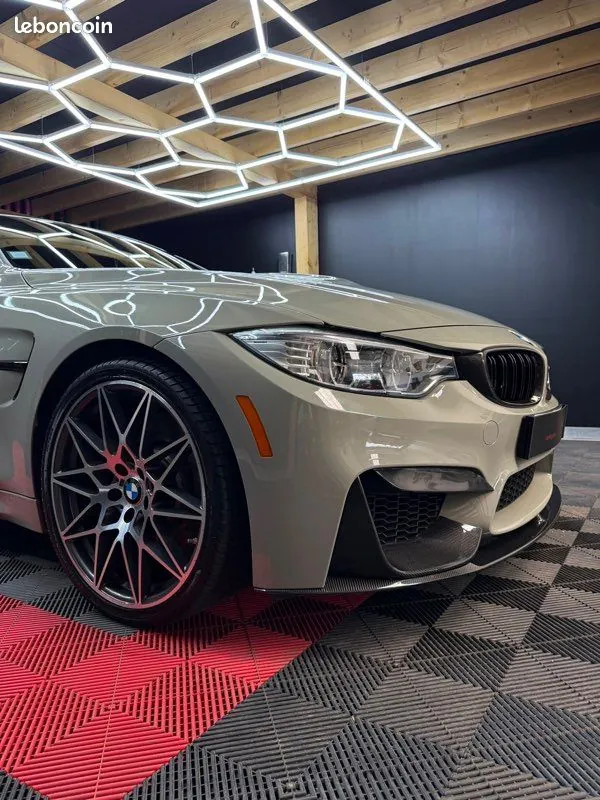BMW M4 2016 photo 3