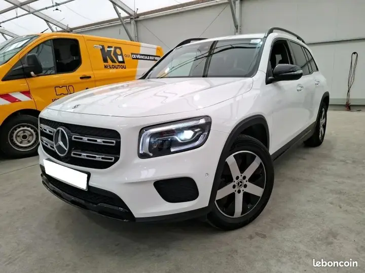 Mercedes-Benz Glb