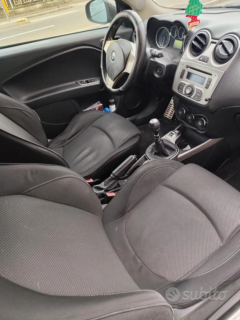 Alfa Romeo Mito 2010 photo 5