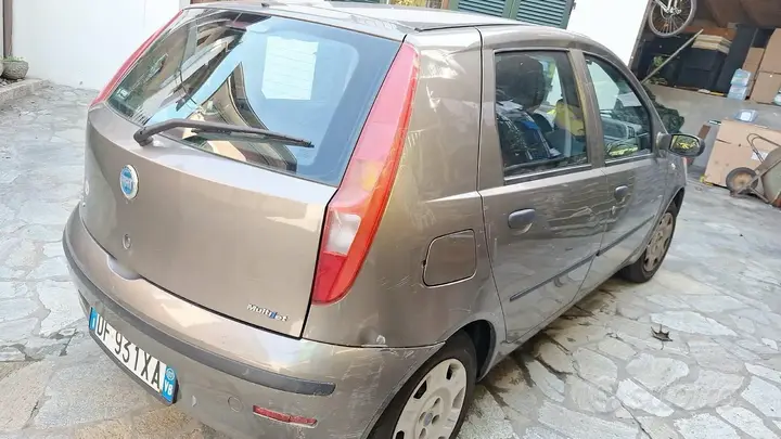 Fiat Punto 2007 photo 4