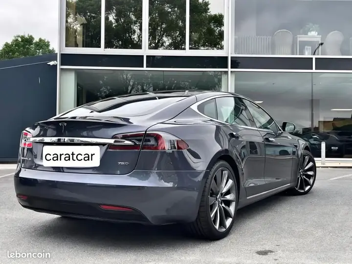 Tesla Model S 2017 photo 3