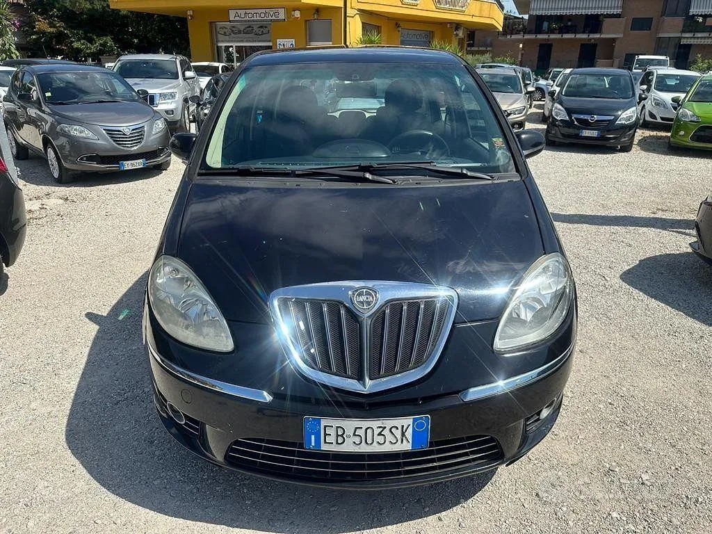 Lancia Musa 2010 photo 2