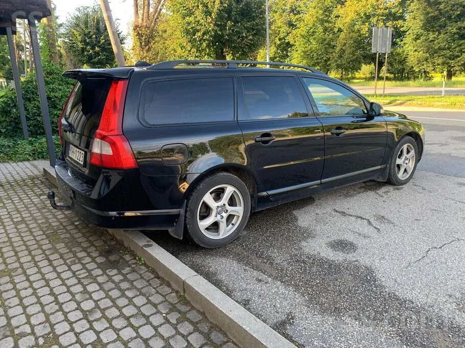 Volvo V70 2008 photo 4