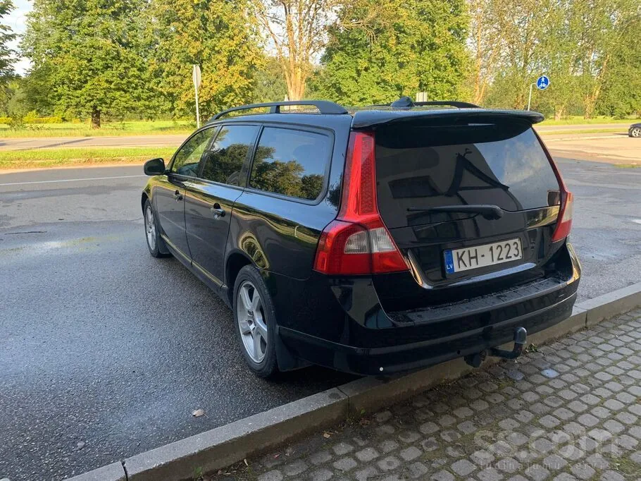 Volvo V70 2008 photo 3