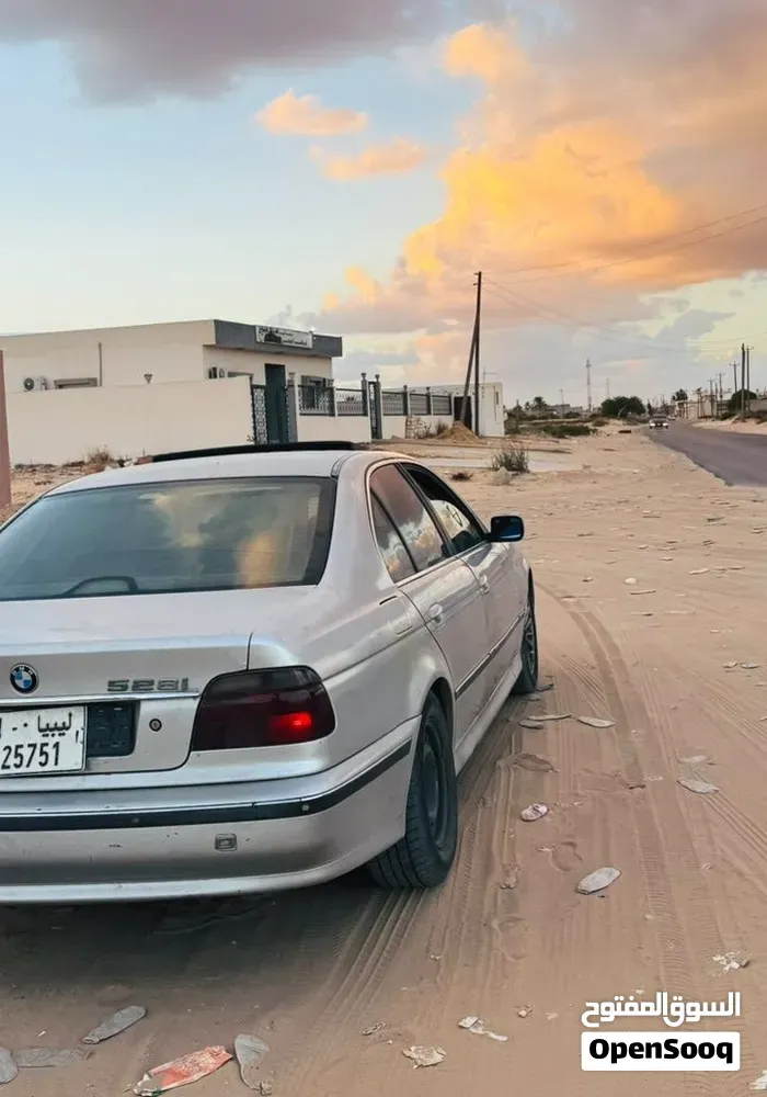BMW 5 Series 2000 photo 5