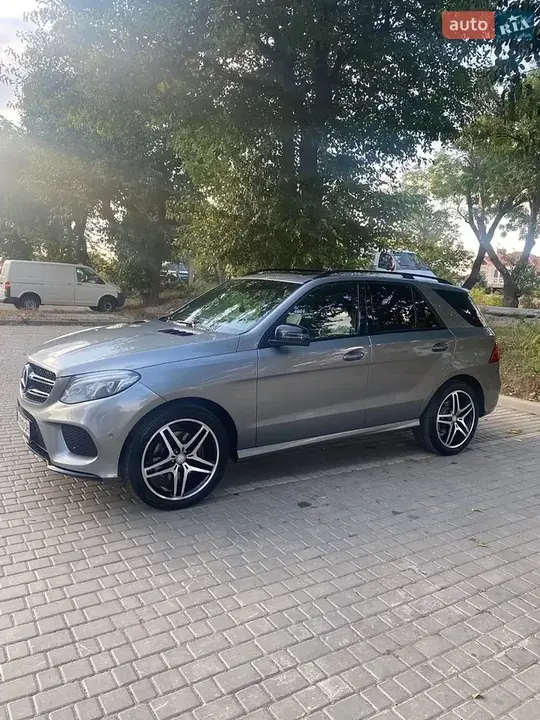Mercedes-Benz Gle 2016 photo 2