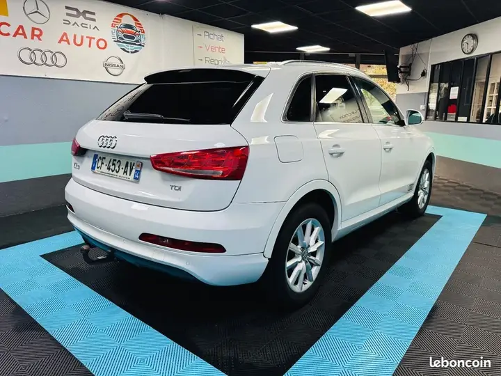 Audi Q3 2012 photo 5