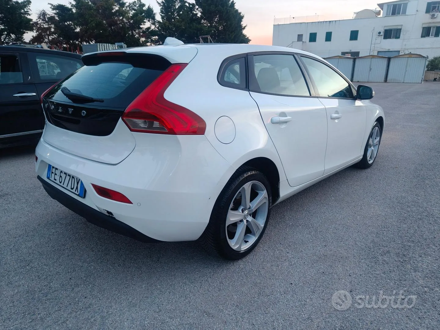 Volvo V40 2016 photo 5