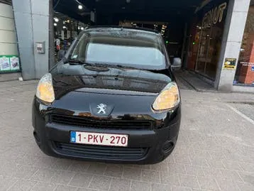 Peugeot Partner 2015 photo 2