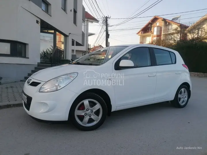 Hyundai I20