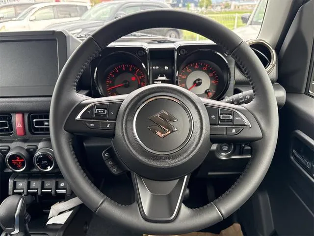 Suzuki Jimny 2026 photo 2