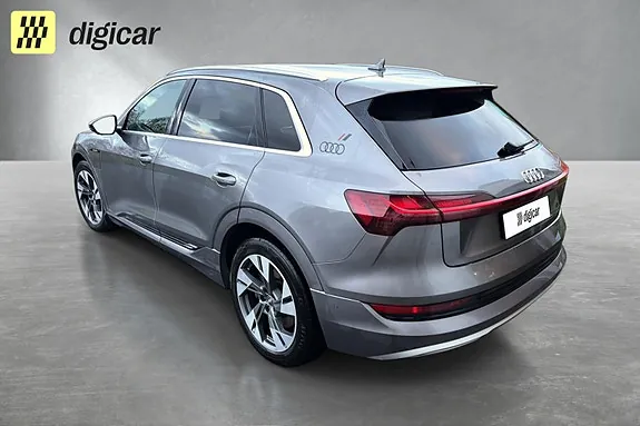 Audi E-Tron 2020 photo 4
