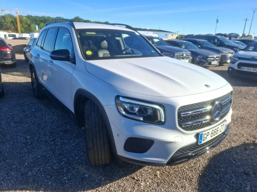 Mercedes-Benz Glb