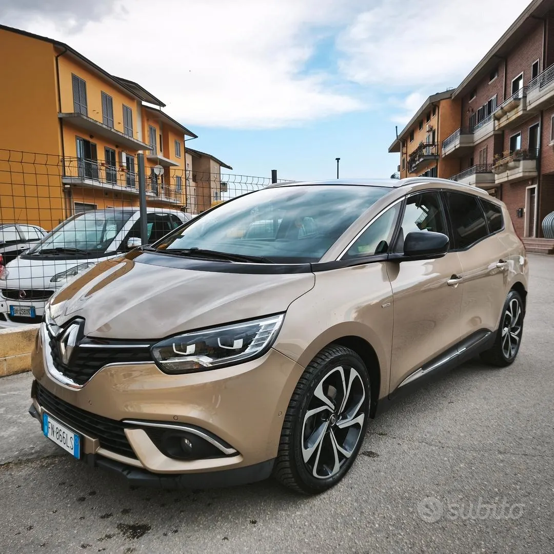Renault Grand Scenic 2018 photo 4