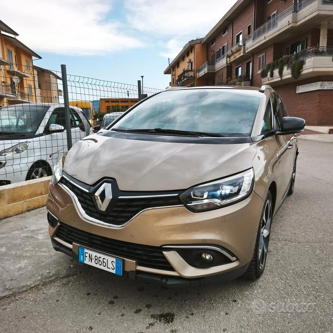 Renault Grand Scenic 2018 photo 5
