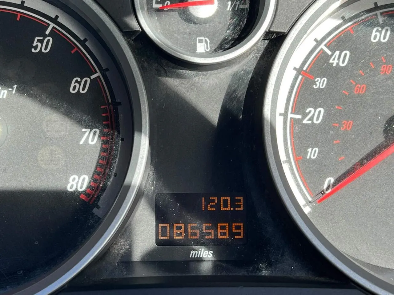 Vauxhall Astra 2009 photo 5